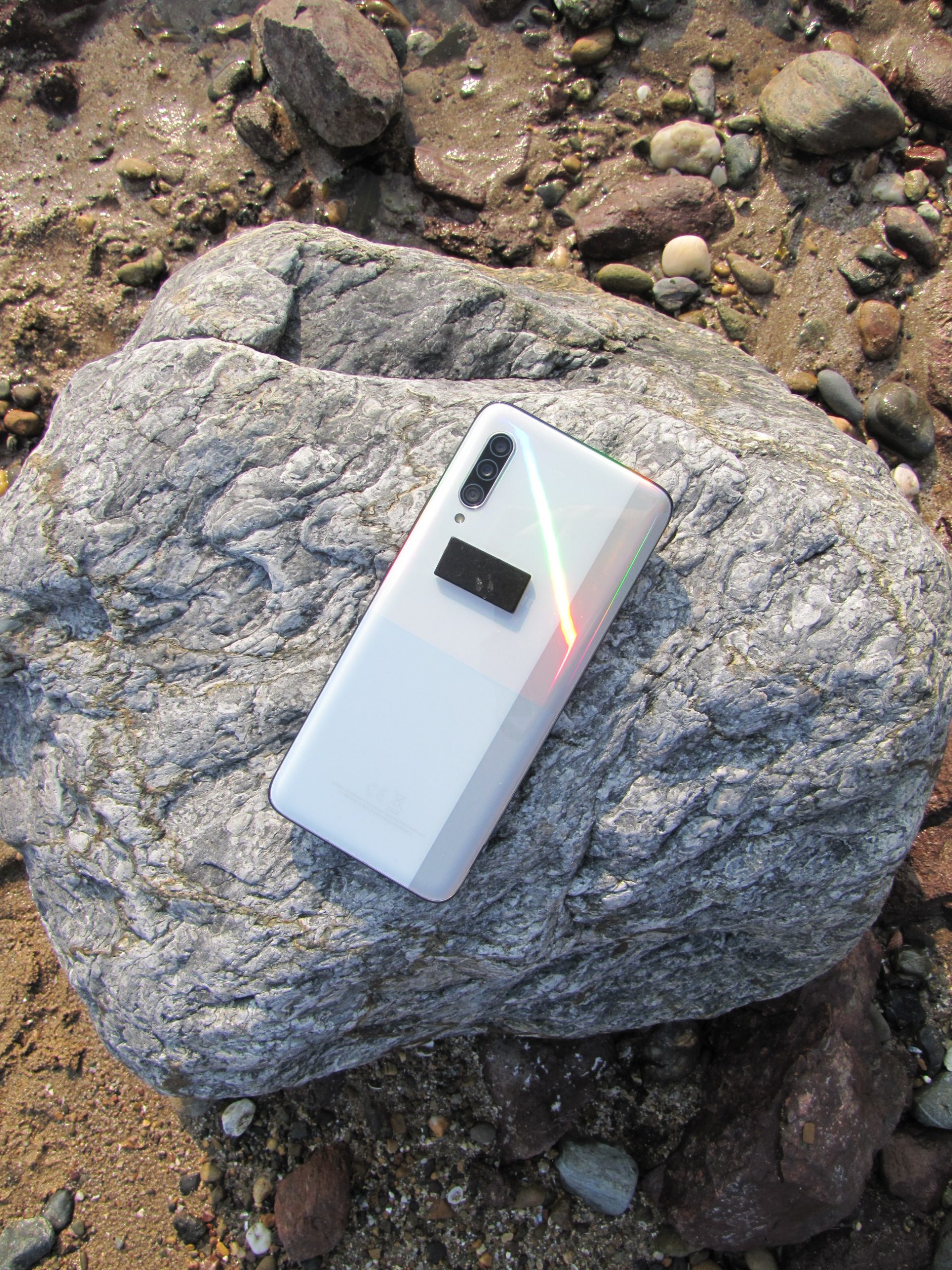 Phone plate shungite