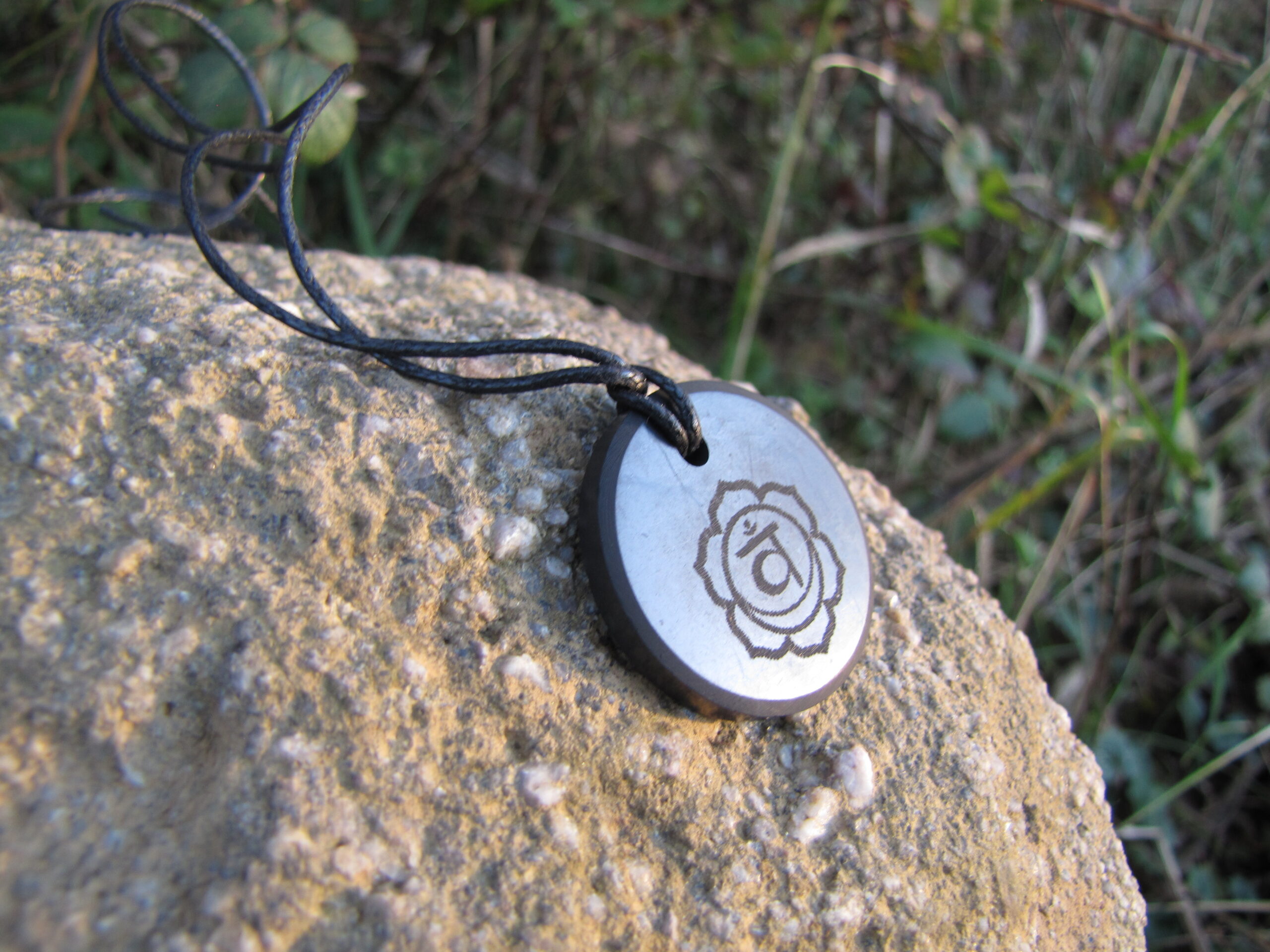 Shungite Pendant Sacral Chakra 3cm