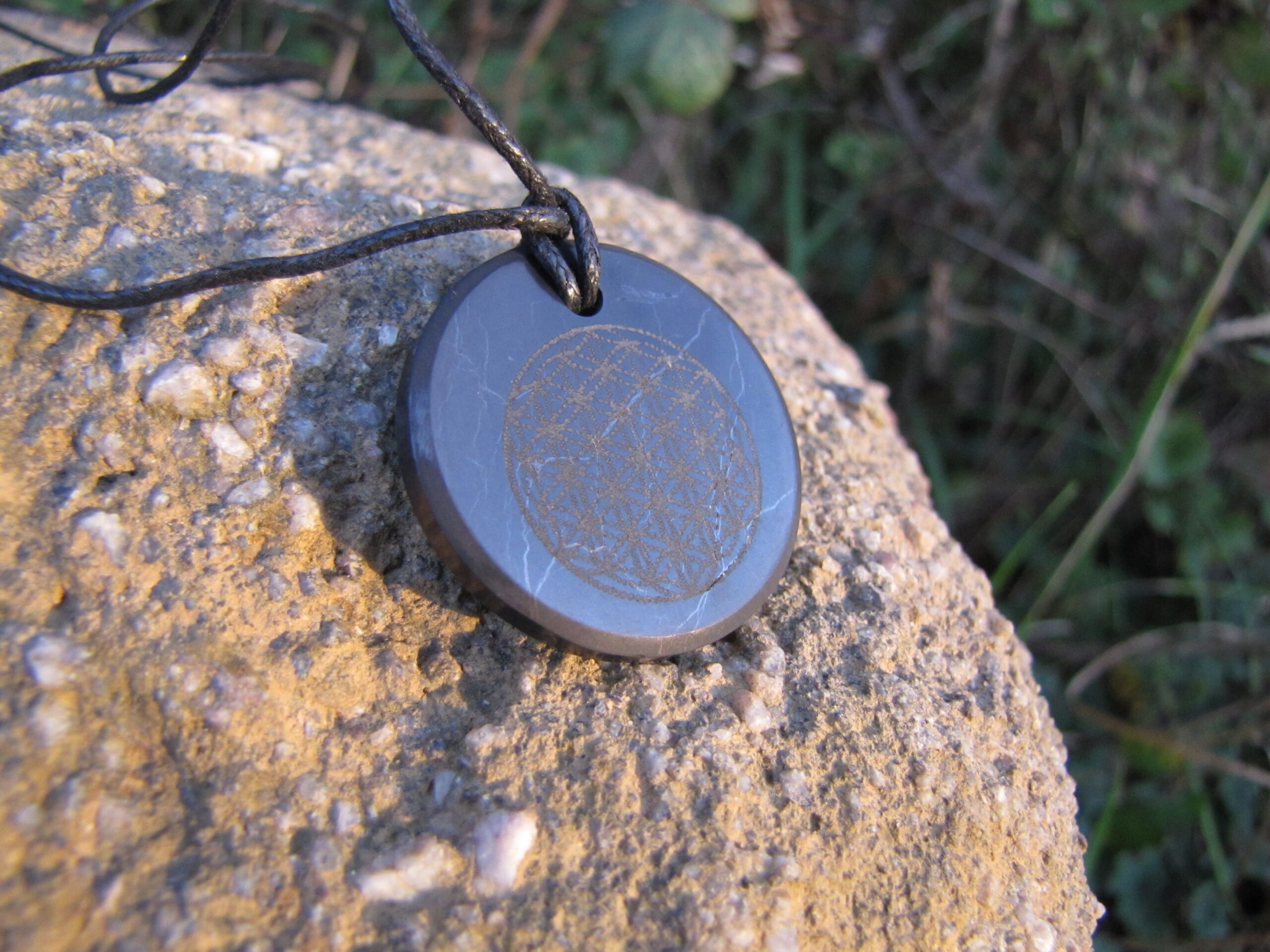 Flower of life shungite pendant 3cm